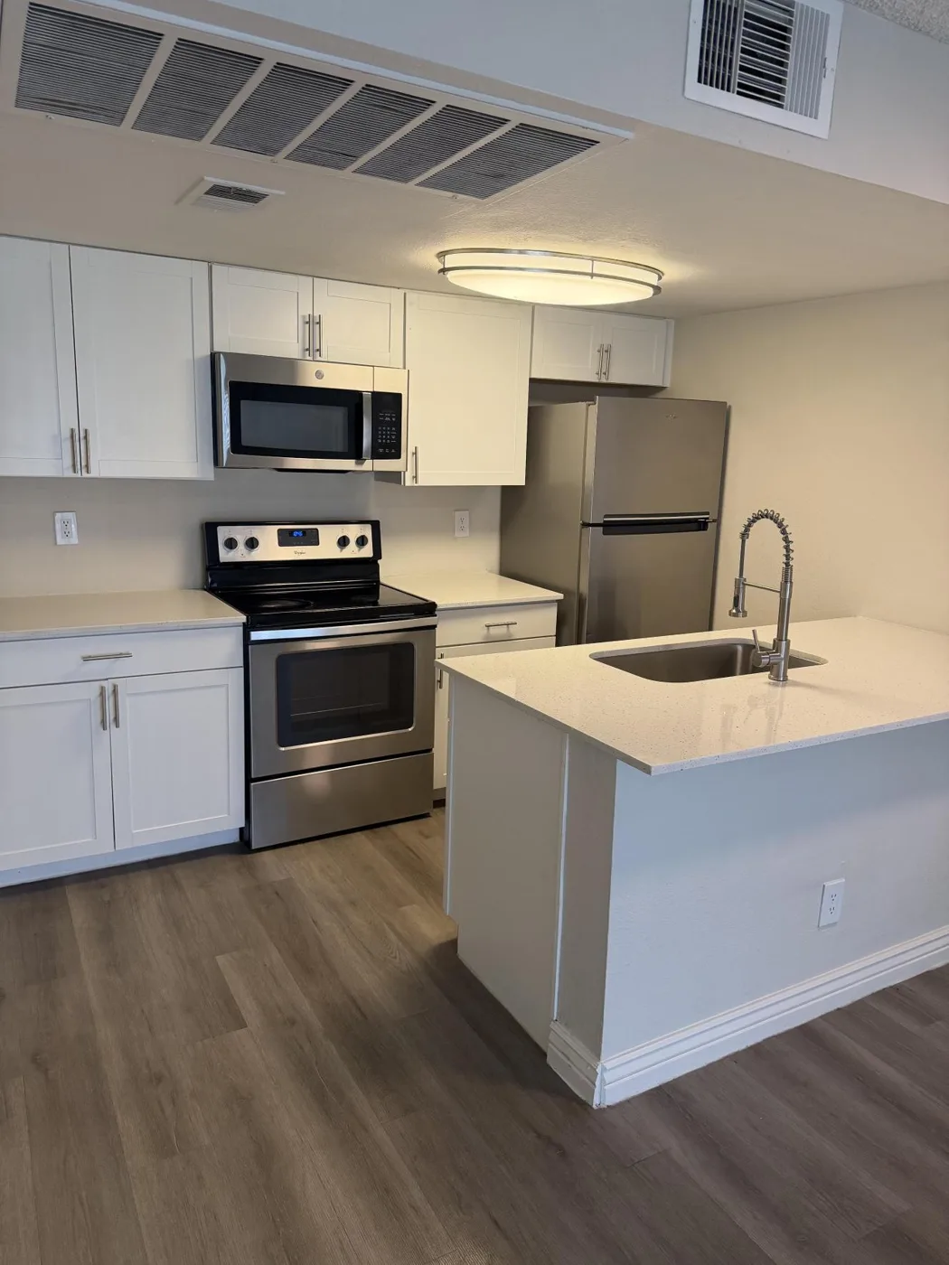 Cocina de un apartamento en Providence at McDowell